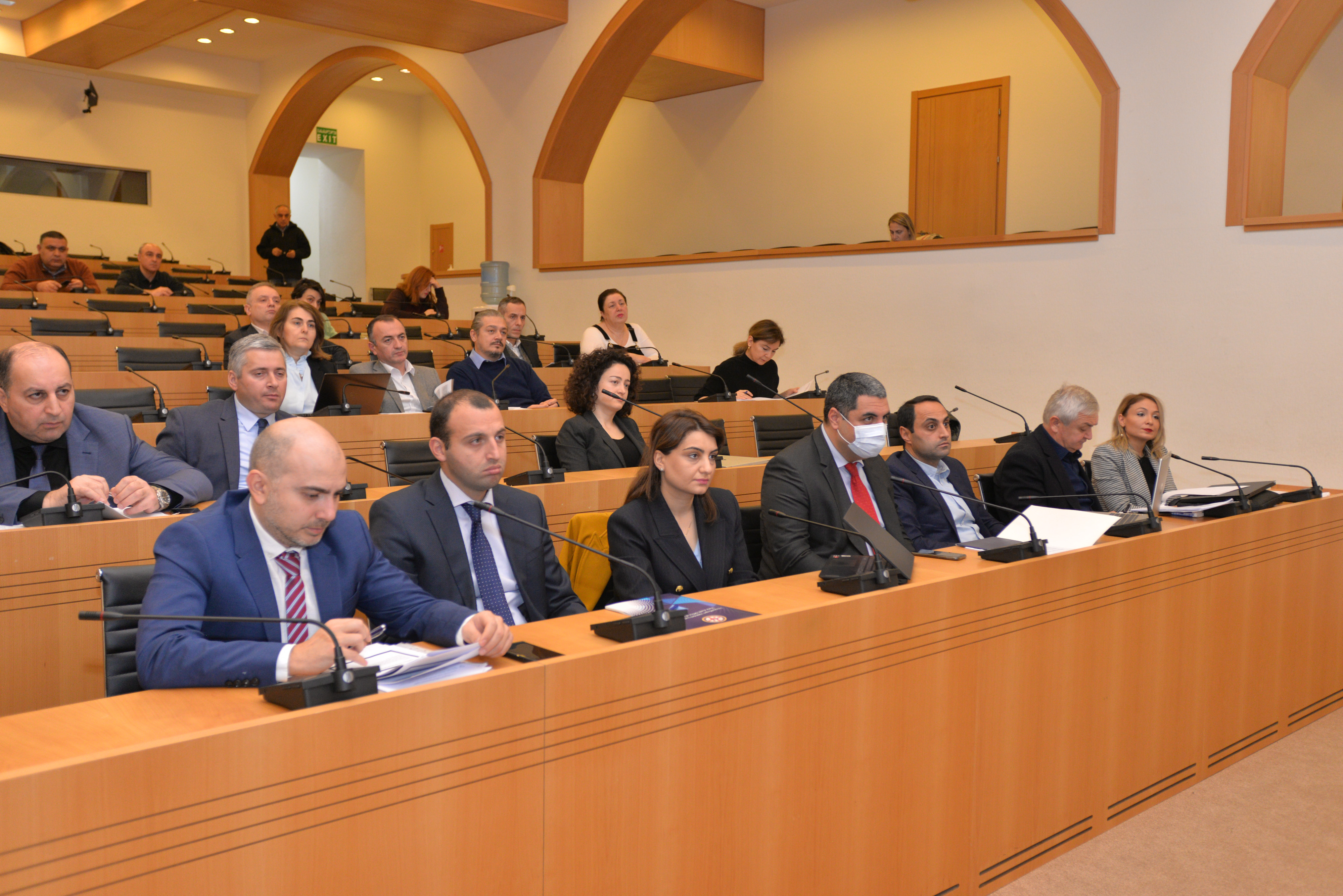 State Audit Office presented to the MPs compliance audit report of state procurement management
