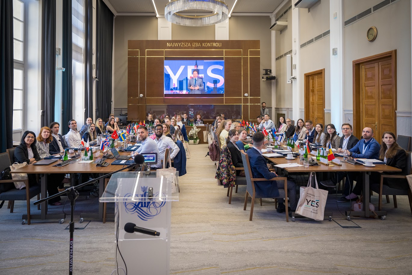 EUROSAI ახალგაზრდა ლიდერებს AI შესაძლებლობებს უზიარებს
