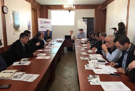 სახელმწიფო აუდიტის სამსახურის წარმომადგენელთა საჯარო განხილვა ქ.ზუგდიდში